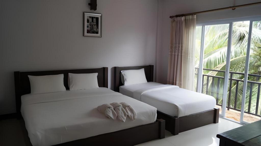 Phou Ang Kham 2 Hotel Vang Vieng Exterior photo