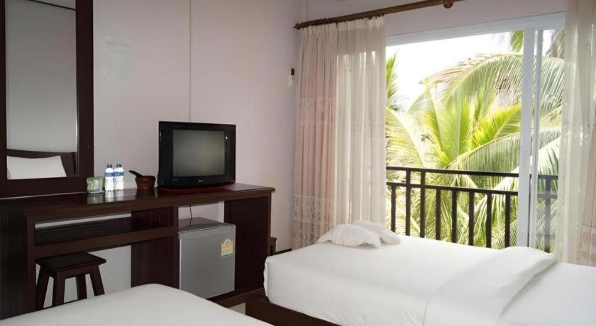 Phou Ang Kham 2 Hotel Vang Vieng Exterior photo